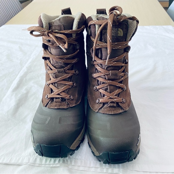 THE NORTH FACE Chilkat III Boots Brown Suede Lug Winter Snow Rain Waterproof
